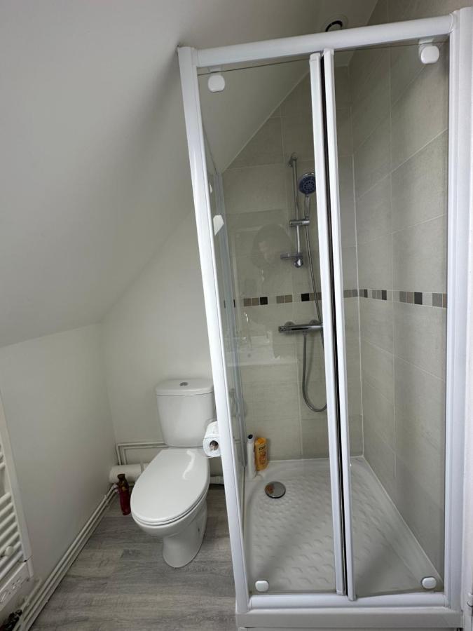 Appartement Au Centre Ville De Санс Екстериор снимка